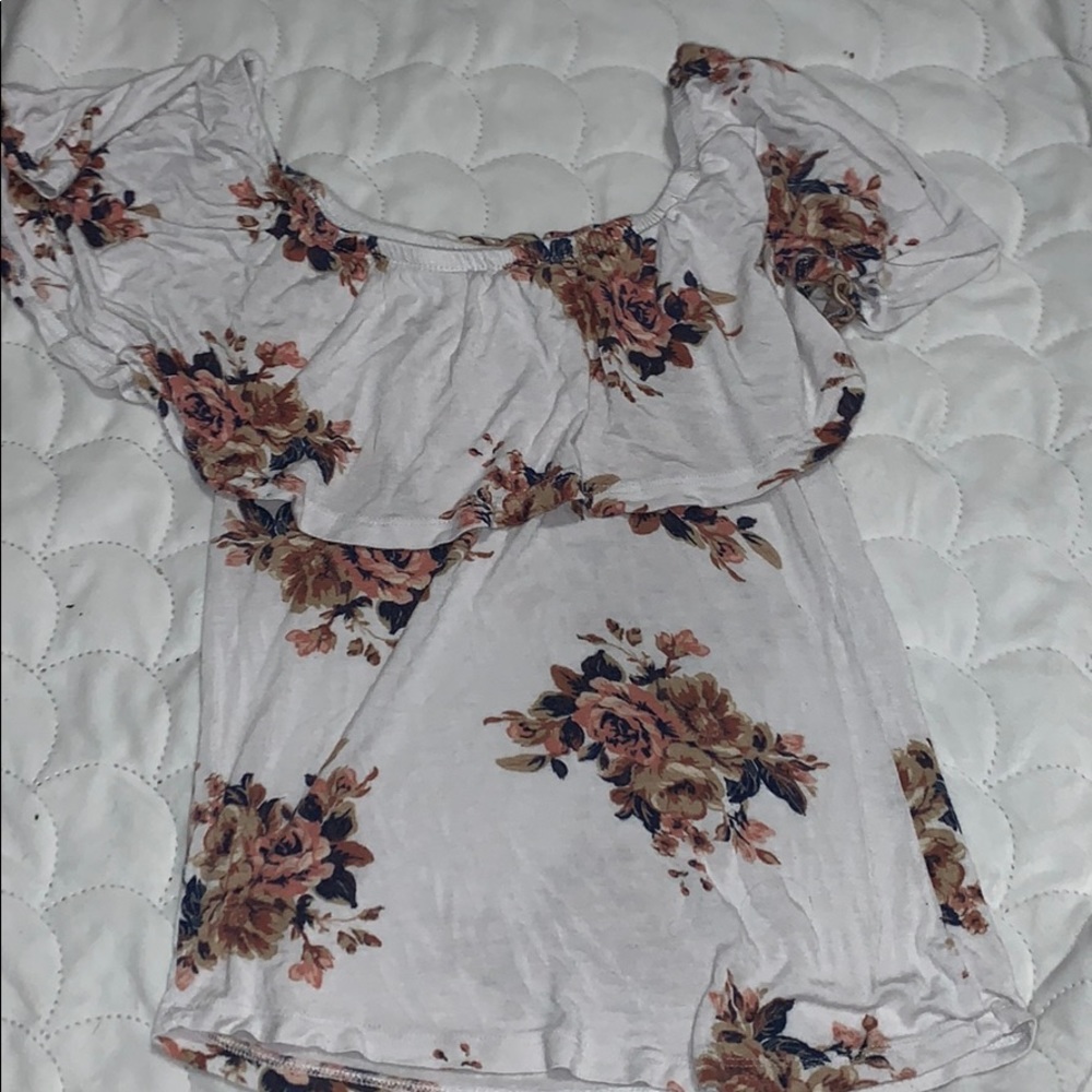 Size small floral shirt